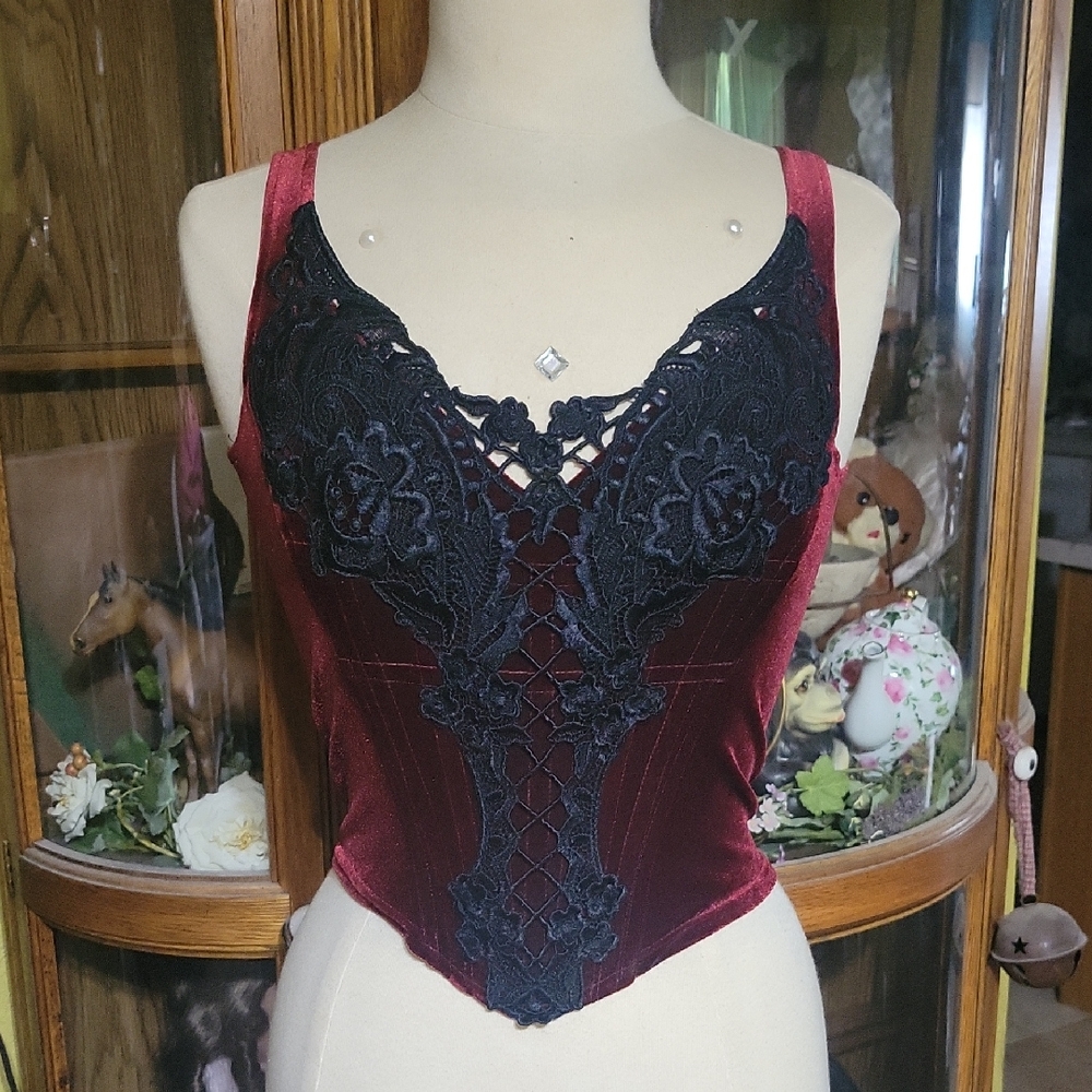 Red Velvet and Black Lace Corsey with Sweetheart Neckline